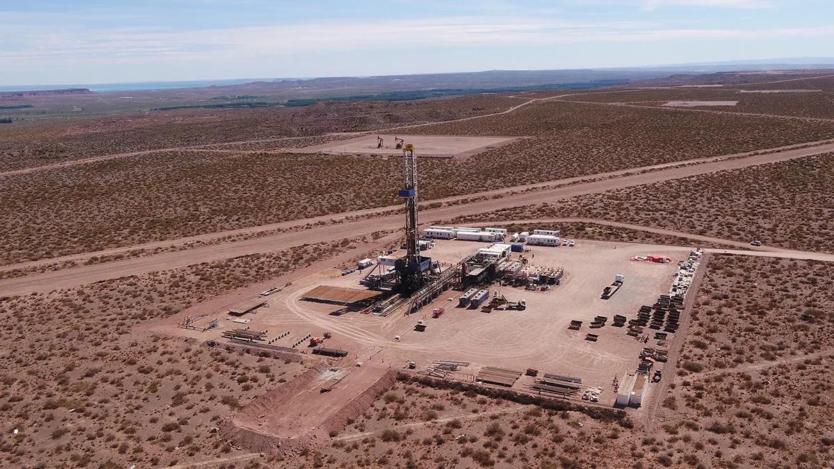 YPF marcó un nuevo record en Vaca Muerta: logró más de 8 días de fractura continua en el bloque Bandurria