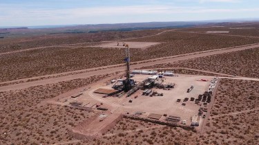 YPF marcó un nuevo record en Vaca Muerta: logró más de 8 días de fractura continua en el bloque Bandurria