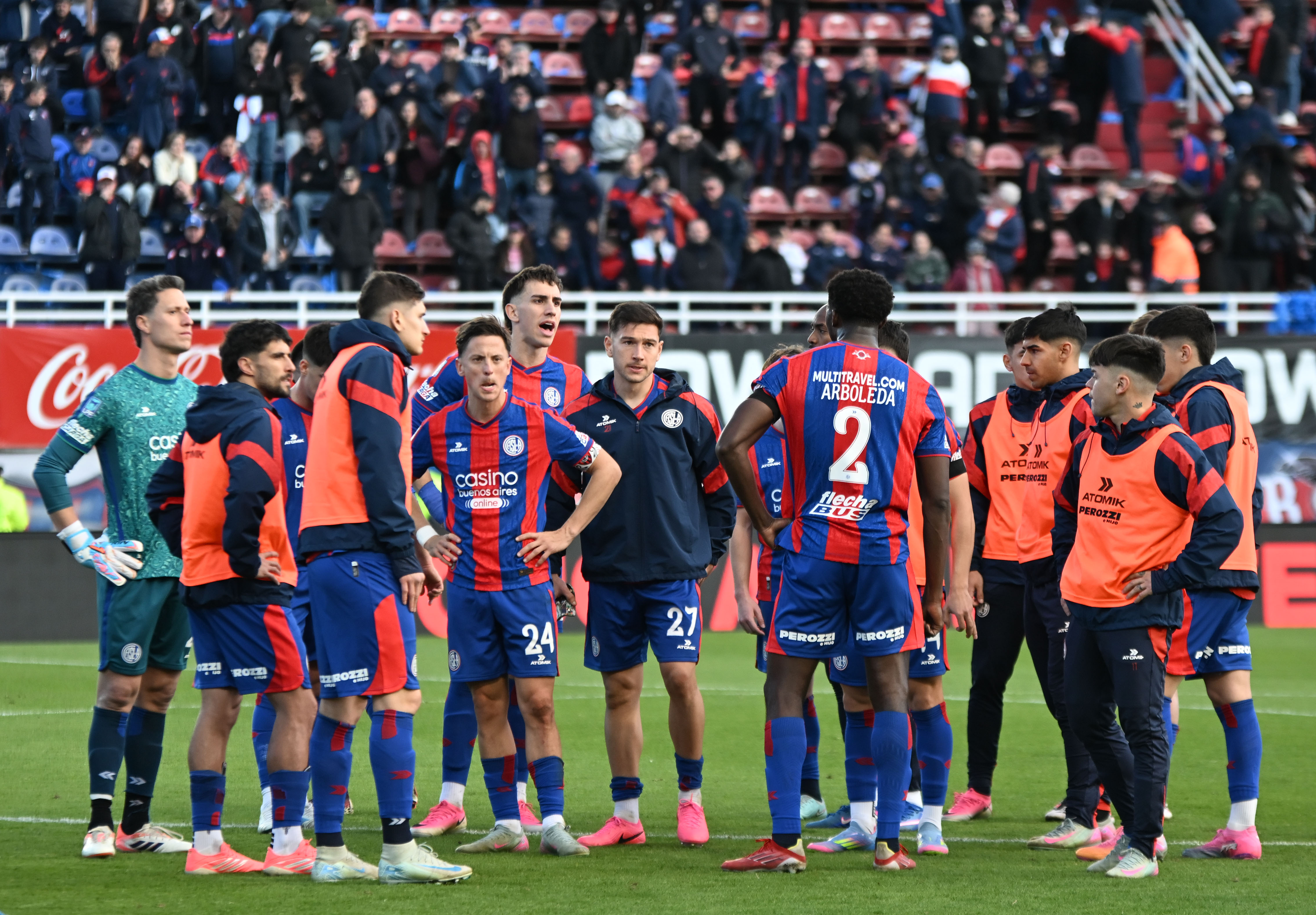 Tensión en San Lorenzo: la barra visitó al plantel en un crudo entrenamiento
