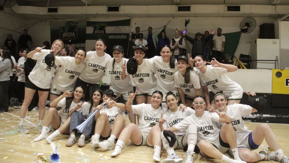 Las Bigualas se coronaron en el Viejo Ramírez (Fotos Oscar Livera)