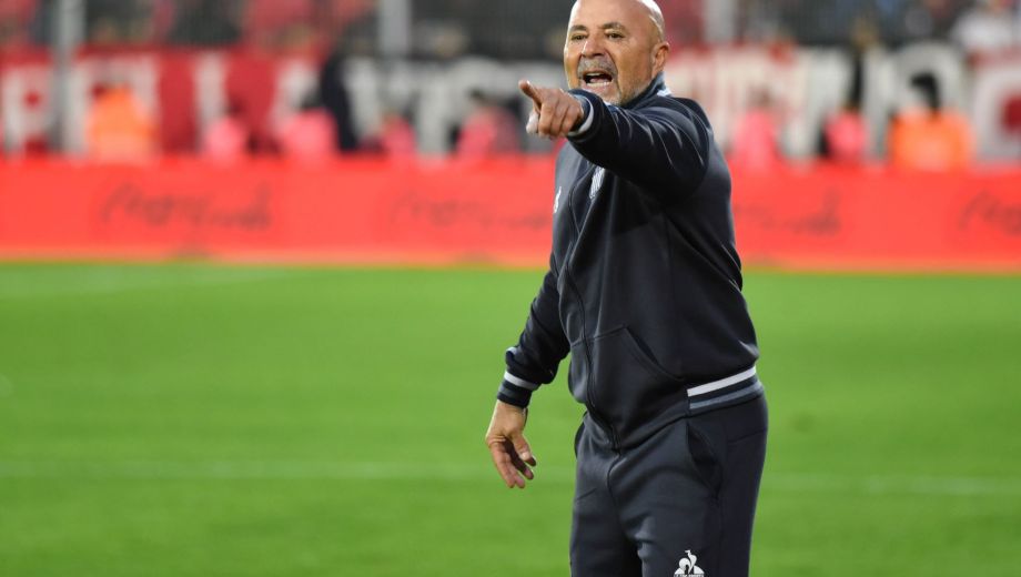 Luego del 0-0 ante Central Córdoba, la dirigencia de la T anunció la salida del entrenador. (Archivo FBaires)