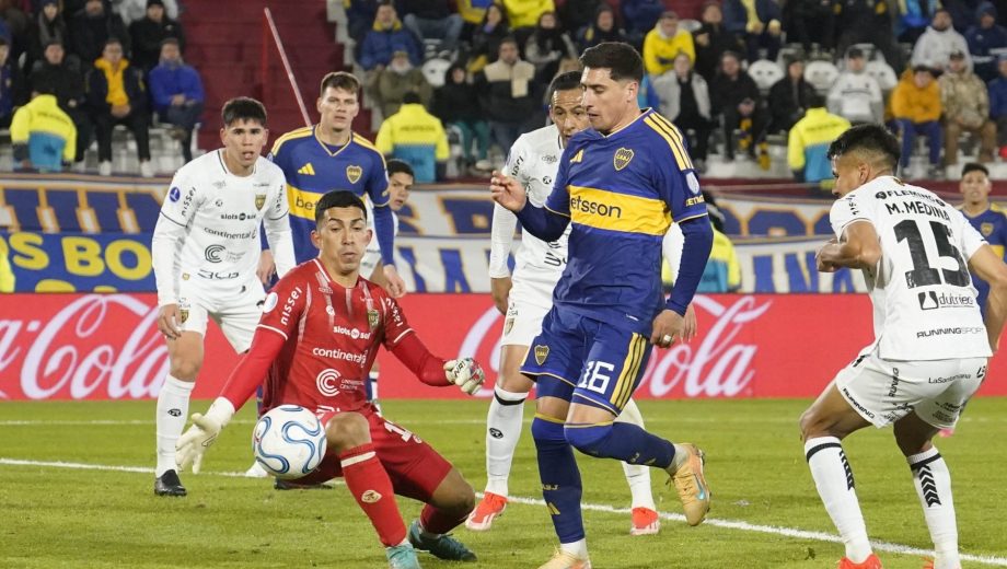 Boca visita a Recoleta por la vuelta de octavos de final de la Sudamericana luego del 3-1 en la ida. (Foto: Clarín Fotografía)