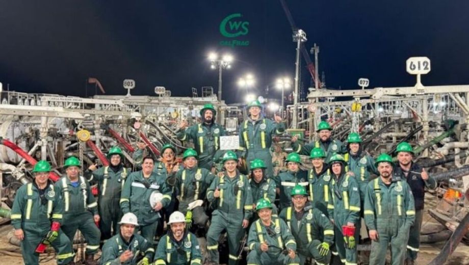 Calfrac alcanzó 22,52 horas de bombeo efectivo en una jornada de fractura hidráulica en Vaca Muerta. Foto gentileza.