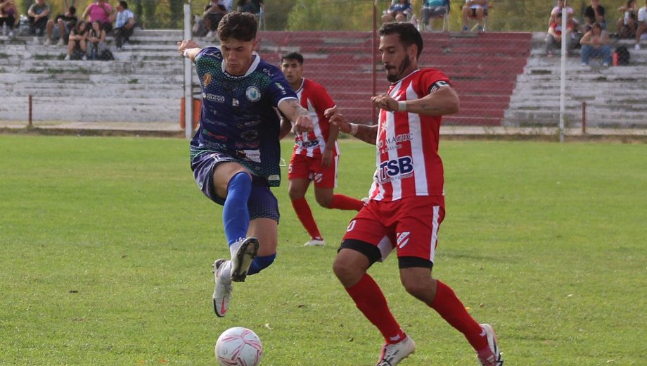 Maronese - Independiente, uno de los destacados de la primera fecha del Regional Amateur. (Foto: Prensa Independiente de Neuquén)