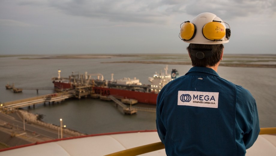 El proyecto permitirá elevar la capacidad potencial de procesamiento del Complejo Industrial MEGA de 5.500 a 7.000 toneladas diarias de líquidos de gas natural. Foto gentileza.