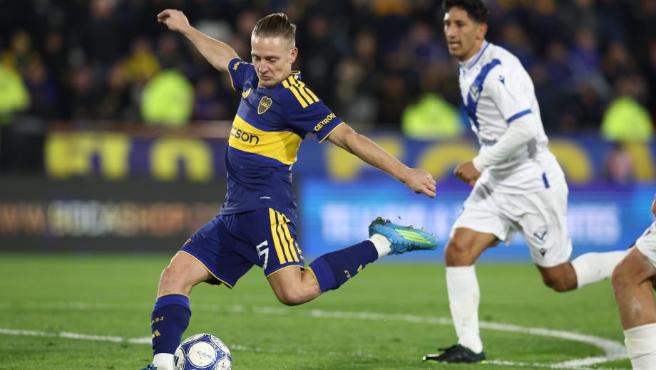 Santiago Ascacíbar fue la figura de Boca y marcó su tercer gol consecutivo. (Foto: Clarín Fotografía)