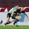 Imagen de Expulsión, ataque de locura  y tackle al árbitro de Ramiro Carrera, tras la victoria de Independiente sobre Lanús