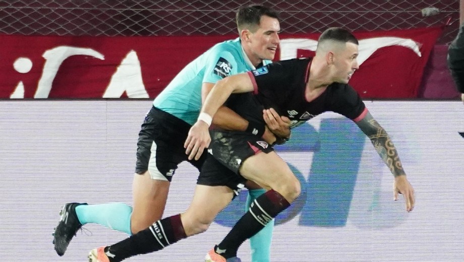 Foto Clarín. El Rojo se repuso luego de la eliminación por Copa Argentina, que valió la salida de Gustavo Quinteros del cargo técnico.