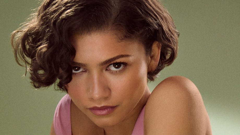 Zendaya es la nueva cara de una fragancia de lujo italiana. 