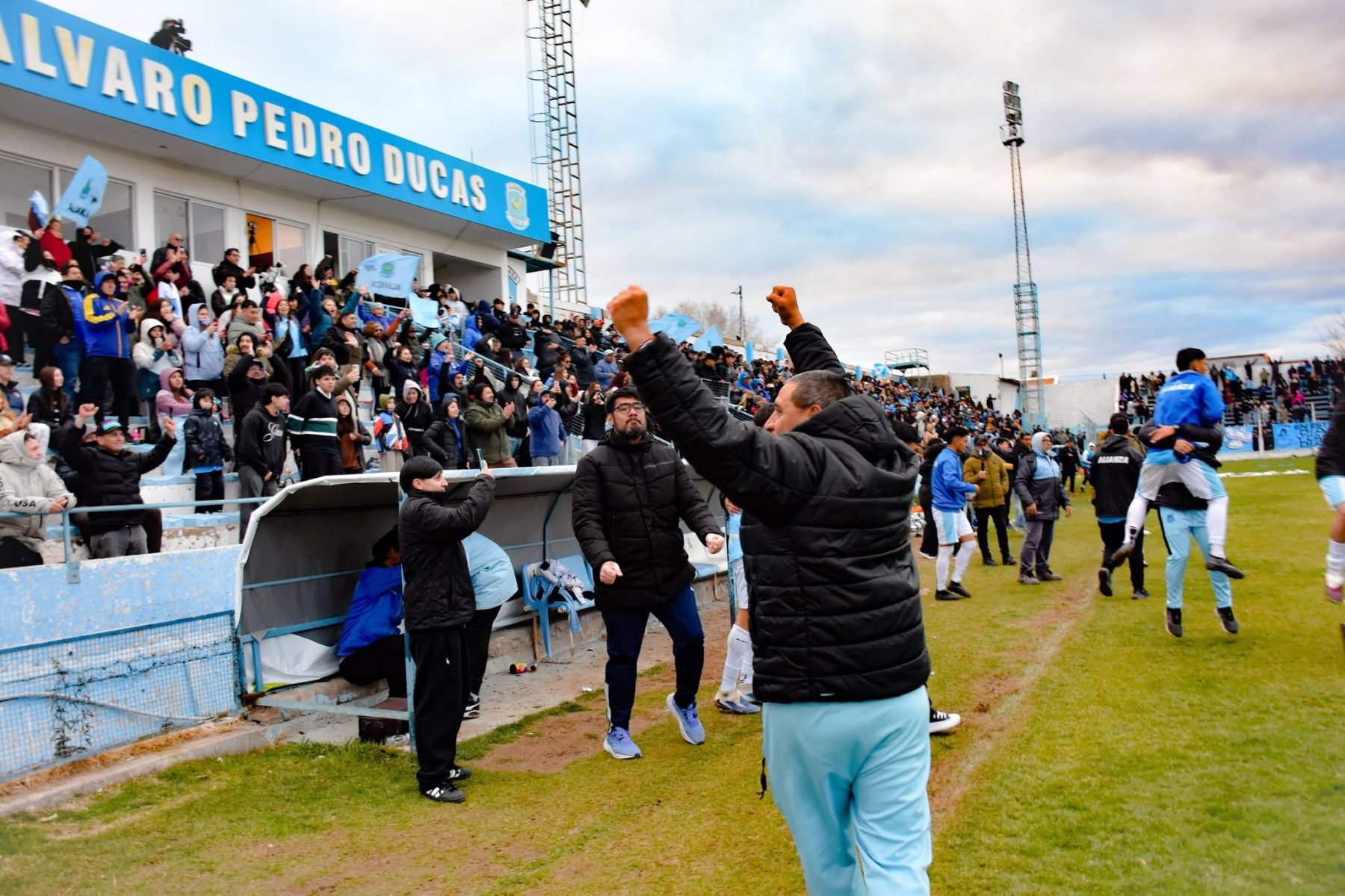 Jorge Lencina, entrenador de Alianza, se consagra bicampeón en Lifune