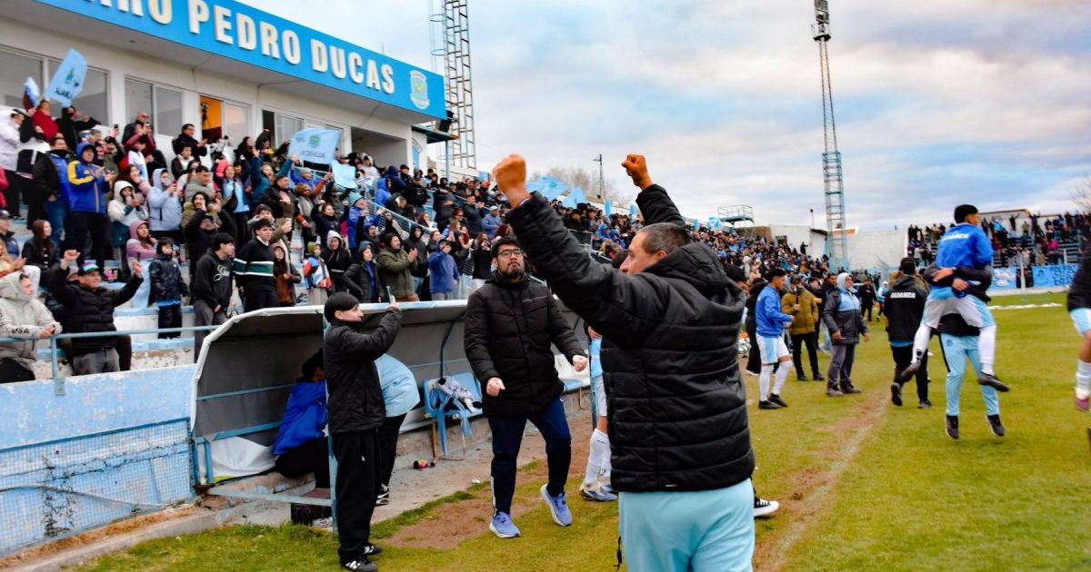 Jorge Lencina, entrenador de Alianza, se consagra bicampeón en Lifune