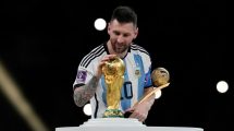 Imagen de Lionel Messi se retiró de la Selección Argentina: todos los números y títulos que logró