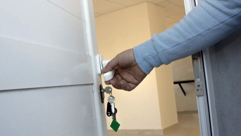 La provincia inició el análisis de la documentación presentada por las familias inscriptas y trabaja en la unificación de criterios para garantizar un proceso de adjudicación transparente. Foto: Marcelo Ochoa.