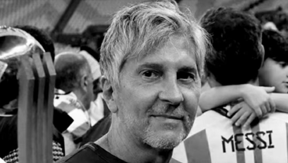 La AFA homenajea a Jorge Messi. Foto: NA 