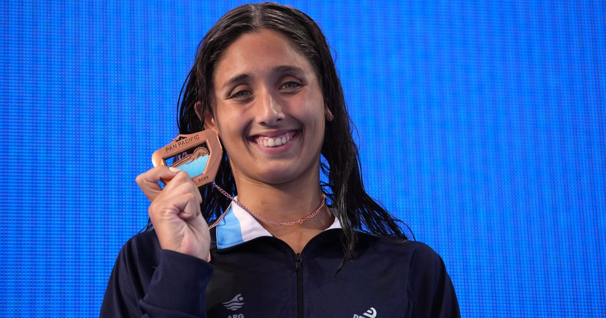 Agostina Hein hizo historia: bronce, récord sudamericano y un podio inédito para la natación argentina