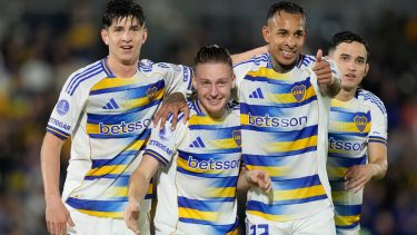 Boca goleó 4-0 a Recoleta y avanzó a los cuartos de final de la Copa Sudamericana