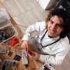 Imagen de De enseñar robótica a impulsar una ecoaldea: la historia de Alí, el viedmense que busca formar comunidades sustentables en Río Negro