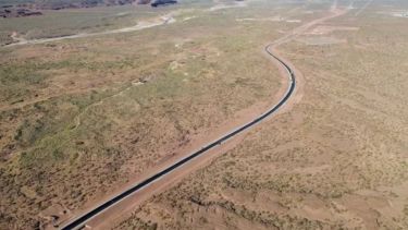Rolando Figueroa le puso fecha al asfalto de la Ruta 7 en Cortaderas y las obras del paso Pichachén