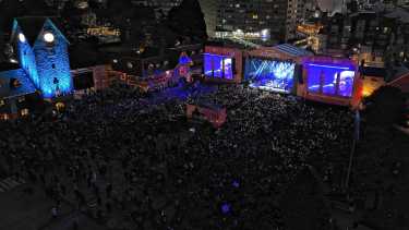 «Fue desbordante»: la Fiesta Nacional de la Nieve convocó a 18 mil personas por noche en Bariloche