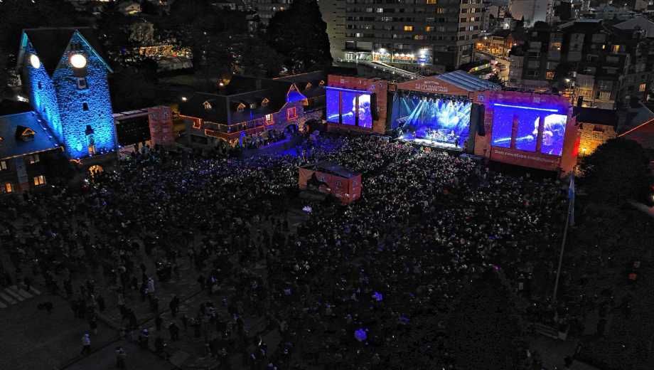 La Fiesta Nacional de la Nieve reunió a unas 18 mil personas por noche. Foto: archivo Marcelo Martínez