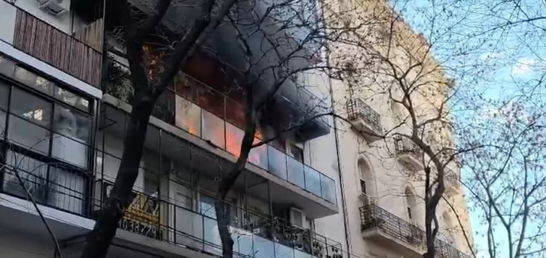 Se incendia un edificio cercano al departamento de Cristina Kirchner