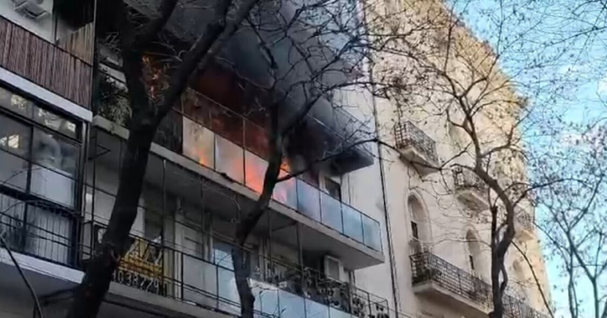 Se incendia un edificio cercano al departamento de Cristina Kirchner