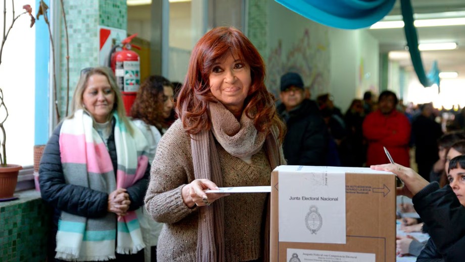 ¿Cristina puede volver a ser candidata? El escenario judicial que podría abrirle una puerta en 2027