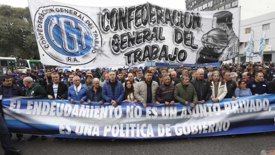 Salario mínimo: la CGT rechazó la oferta empresaria y cuestionó al Gobierno. Foto: NA 