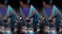 Imagen de Nelson Castro dirigió a una orquesta escolar en Otro Día Perdido: “El honor de tocar en el programa”