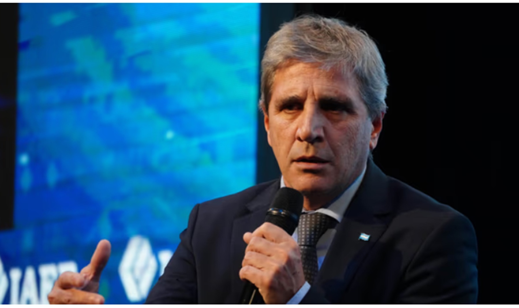 El Gobierno se muestra optimista ante datos económicos, pero reconoce problemas de consumo