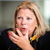 Imagen de Ley de Tierras: Carrió advirtió que denunciará a Milei por "traición a la patria" si avanza la reforma