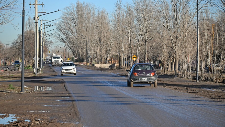 La obra se encuentra en la intersección entre Illia y Perón. Foto: Flor Salto. 