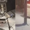 Imagen de Video: un micro con 48 estudiantes derrapó en una calle congelada en Bariloche y chocó a siete autos