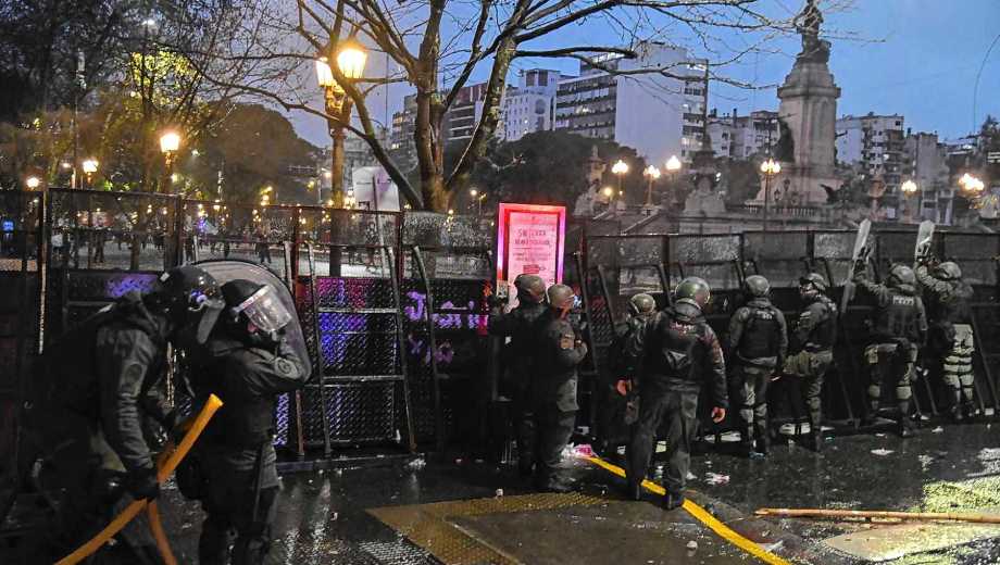 Incidentes en el Congreso. Foto: Enrique García Medina.