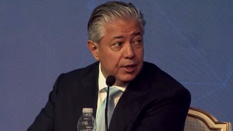 Rolando Figueroa en el evento de este jueves. Foto: captura. 