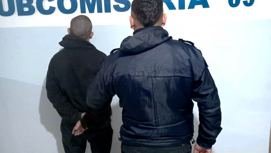 El hombre de 36 años fue aprehendido durante la madrugada en General Roca.
