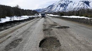 Pogliano advierte por el estado crítico del tramo Bariloche-El Bolsón de la Ruta 40 y pide obras a Nación
