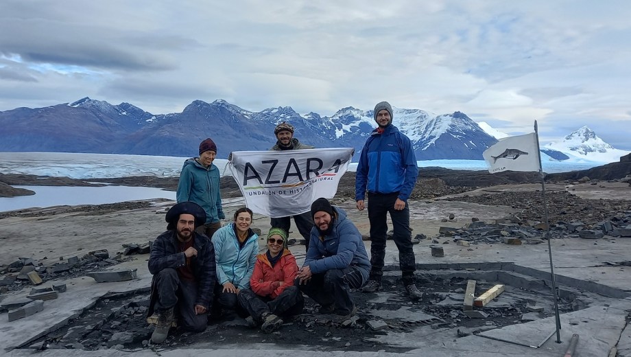 Investigadores de la Fundación Azara y la Universidad Maimónides documentaron los fósiles del Glaciar Tyndall. (Gentileza).