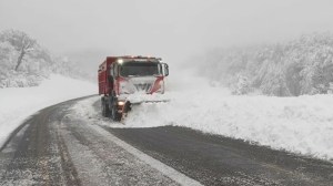 Estado de rutas en Neuquén por el temporal: restringen la circulación de camiones y colectivos