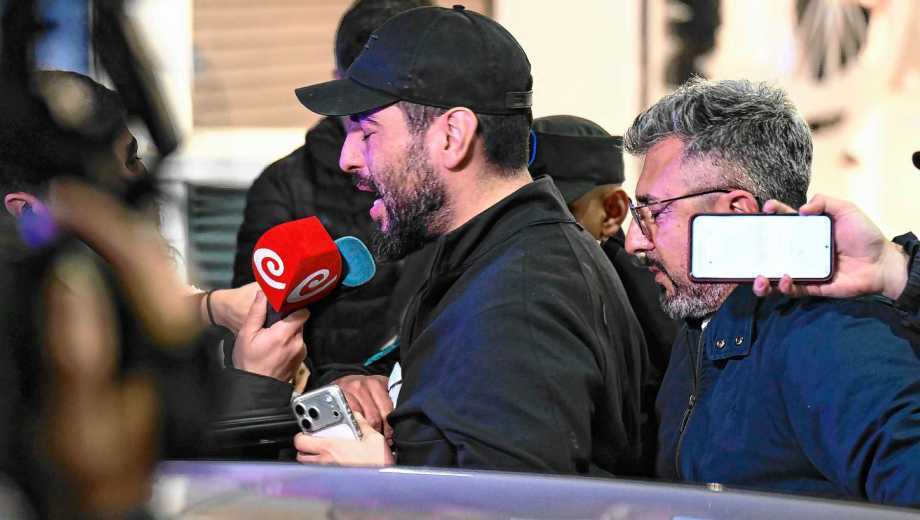 Facundo Moyano se retira esta noche luego de declarar. Foto: Clarín Pedro Lazaro Fernández.