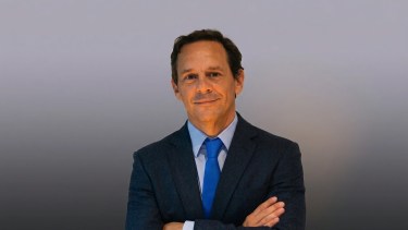 Reconocido economista anticipa: “La inflación seguirá bajando este año, pero el dólar va a acelerar de cara a 2027”
