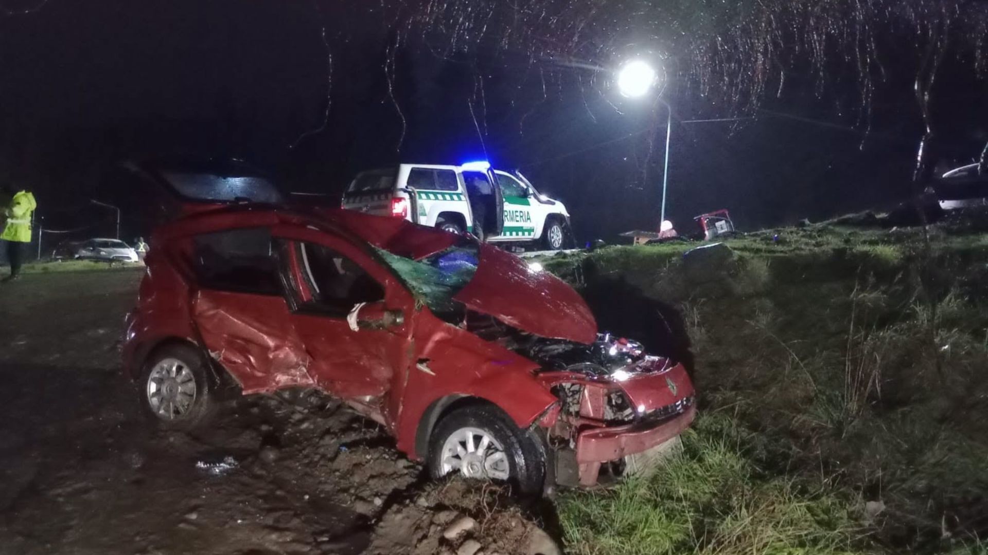 Accidente en Ruta 40 de El Bolsón: seis heridos y un rescate