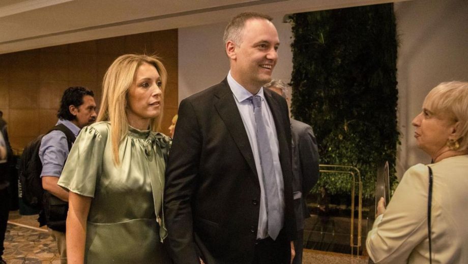 De $1,8 millones a $133 millones: el fuerte aumento en los gastos de Manuel Adorni y su esposa en un año