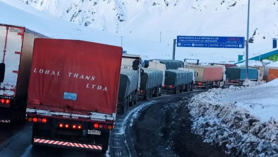 Rutas y pasos a Chile hoy: cómo están los caminos en Neuquén, Río Negro y qué pasa con el Cristo Redentor