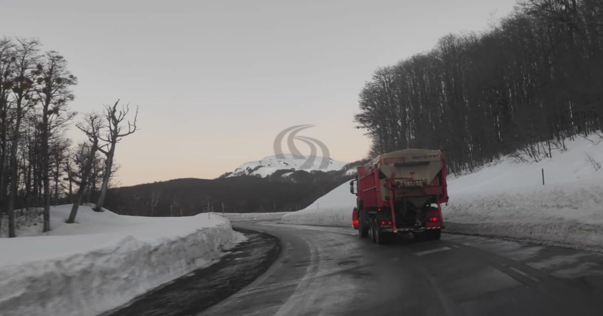 Cierre total del paso Pino Hachado por acumulación de nieve