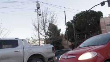 Neuquén registra más de 9.700 multas al mes captadas por las cámaras en las esquinas