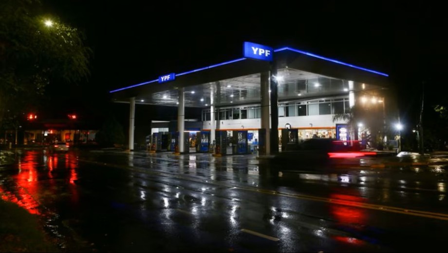 La empresa opera un grupo de estaciones de servicio de YPF en distintas localidades de Río Negro. Foto gentileza.