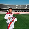 Imagen de Thiago Almada firmó su contrato en River: "Estoy cumpliendo un sueño, espero darles muchas alegrías"