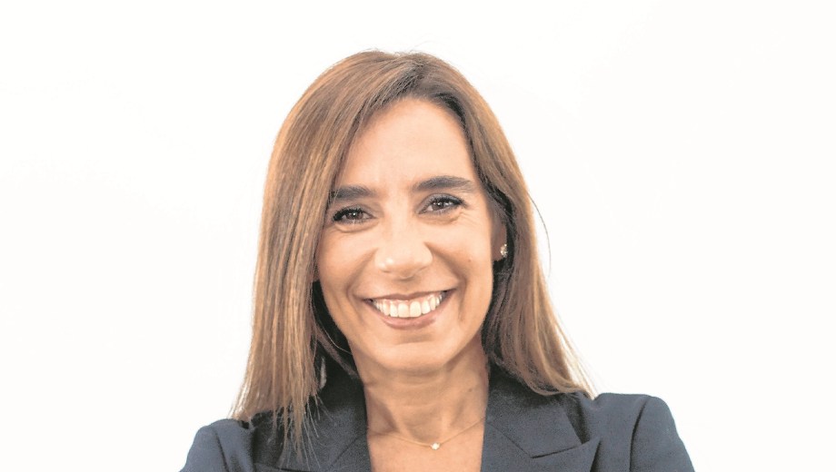 Natalia De Vita Psicóloga, executive coach y autora de Energía Que Lidera (Editorial Galerna). Fue reconocida entre las Top 50 Mujeres Líderes de Argentina (#SW50).