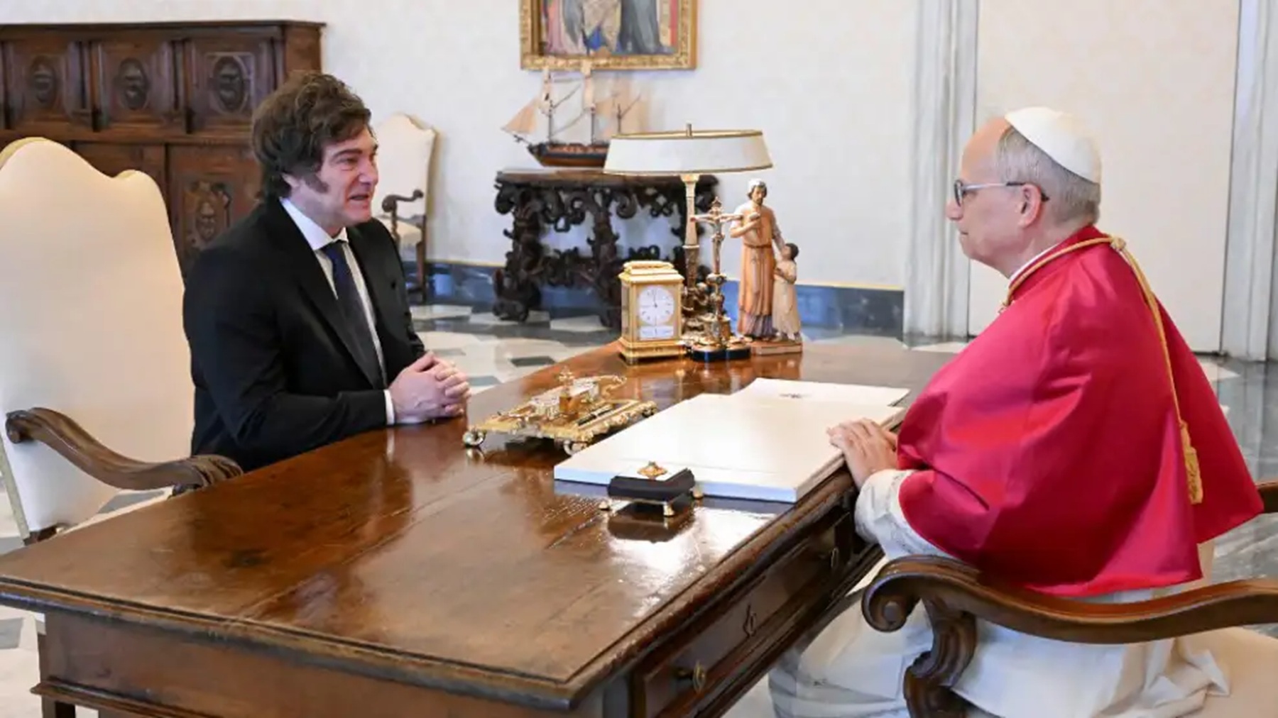 Karina Milei coordina la venida del papa León XIV a Argentina